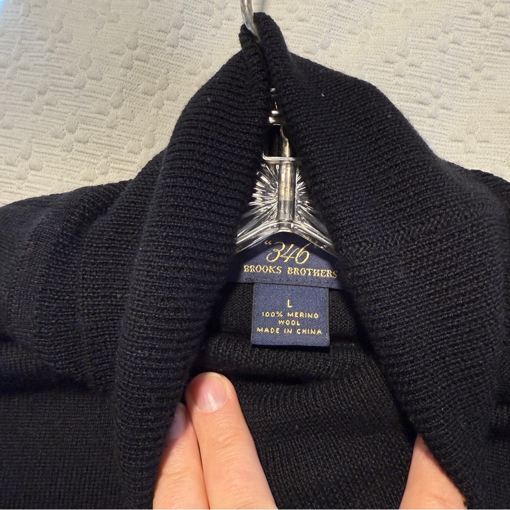 Brooks Brothers 100% Merino Wool Turtleneck sweater Black Large - Picture 6 of 6